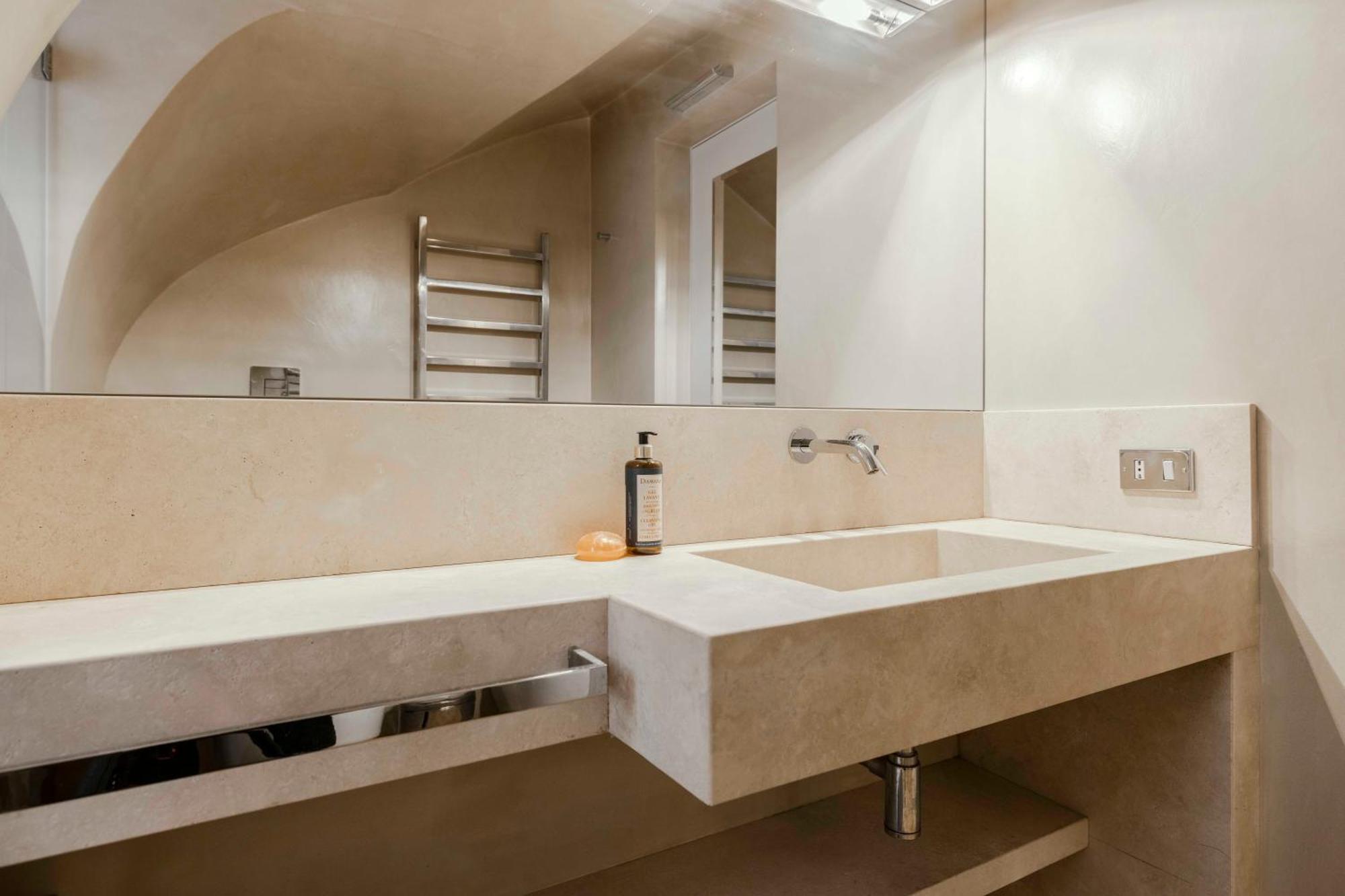 Piazza Navona Luxury Loft
